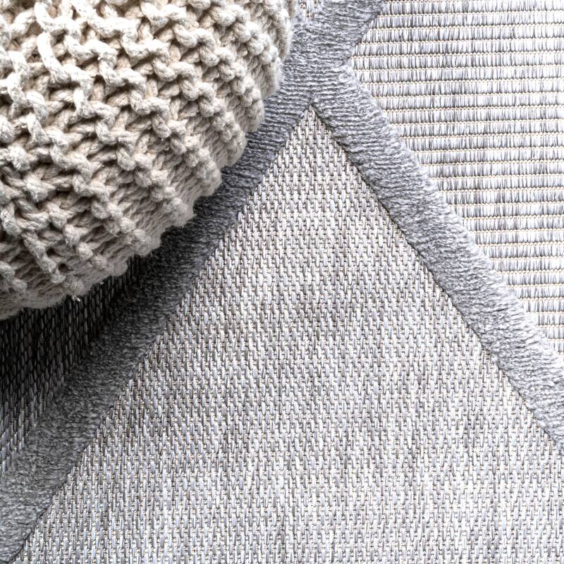 JONATHAN Y Talaia Diamond Trellis Indoor/Outdoor Area Rug