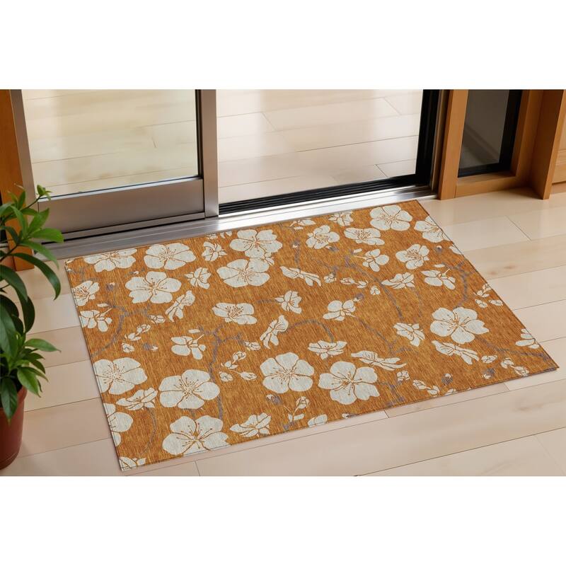 HomeRoots Floral Transitional Rectangle Outdoor Rug - 3' x 5'