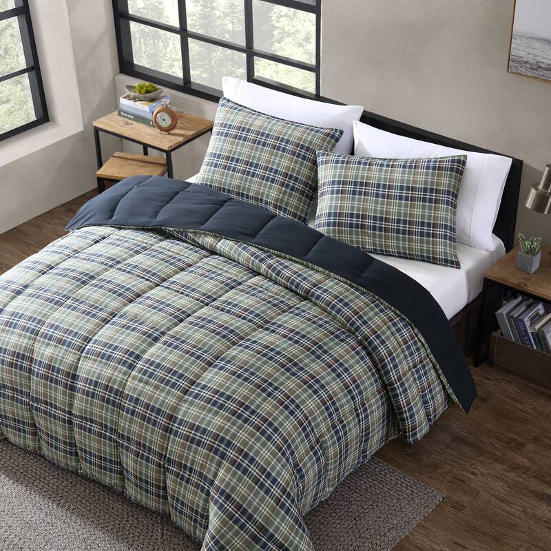 Eddie Bauer Rugged Plaid Down Alt Reversible Navy Comforter Set