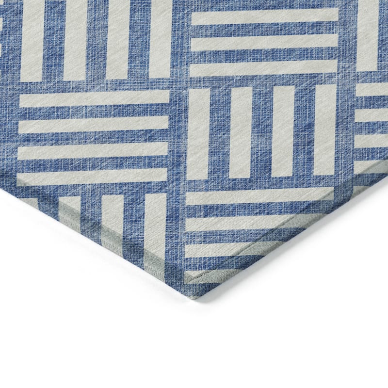 HomeRoots Geometric Transitional Rectangle Outdoor Rug