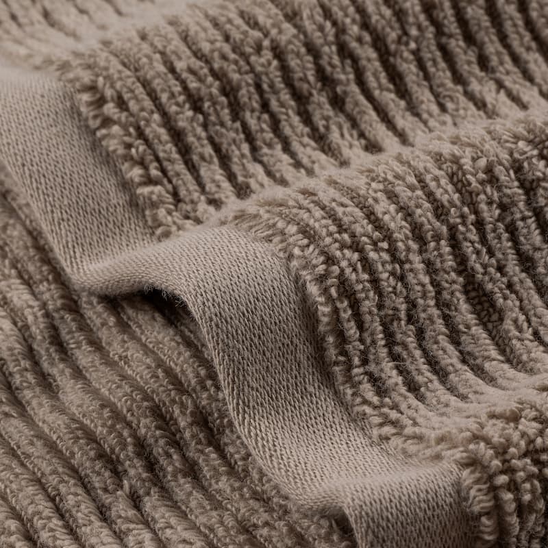 Slim Ribbed Bath Towel