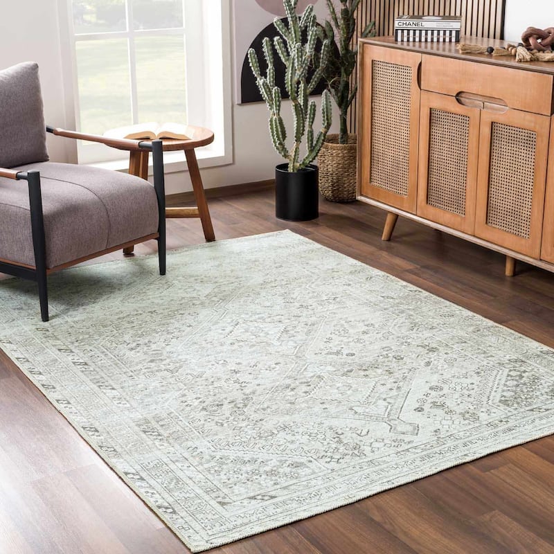 Hauteloom Barny Traditional Oriental Machine Washable Area Rug