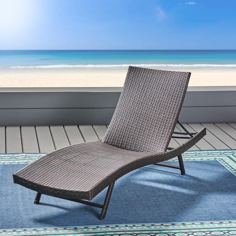 Rustic Outdoor Aluminum Frame Wicker Recliner