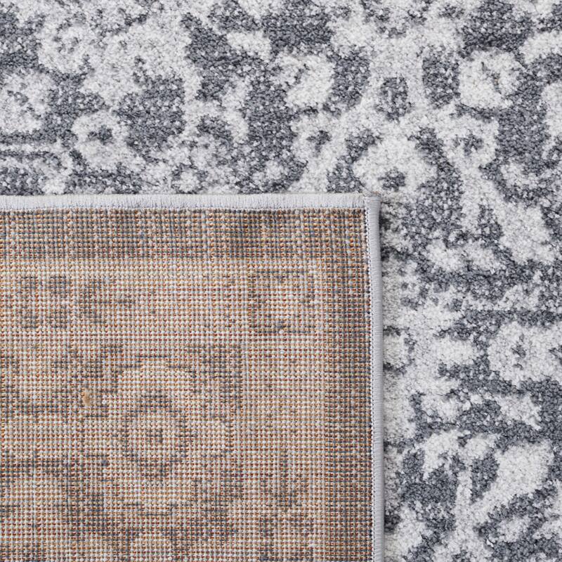SAFAVIEH Toscana Arie Oriental Rug