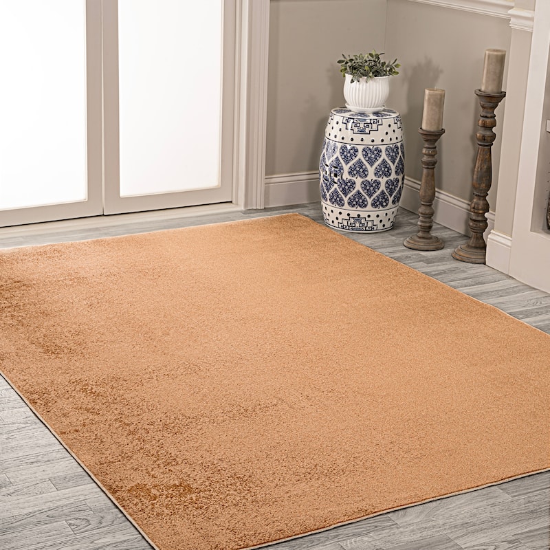 JONATHAN Y Fawning Classic Solid Low-Pile Machine-Washable Terra Area Rug