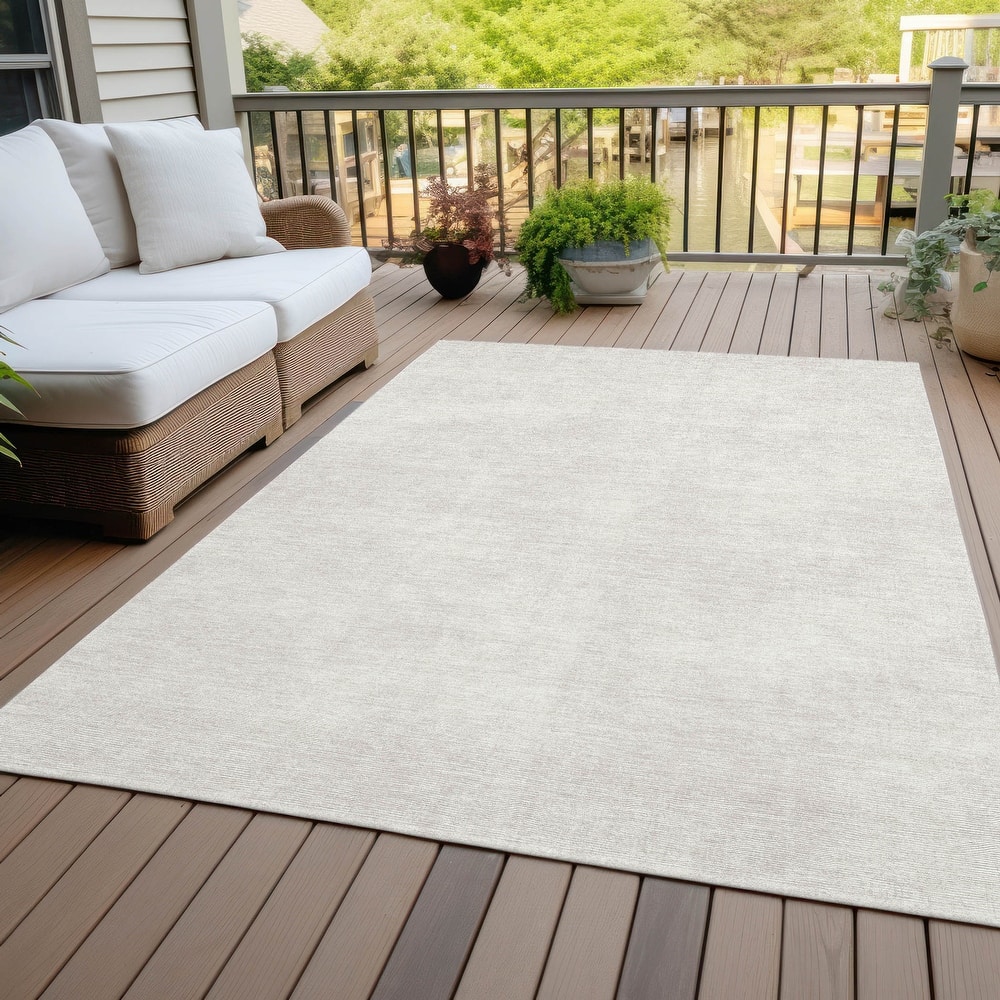 Machine Washable Indoor/ Outdoor Simple Solid Chantille Rug