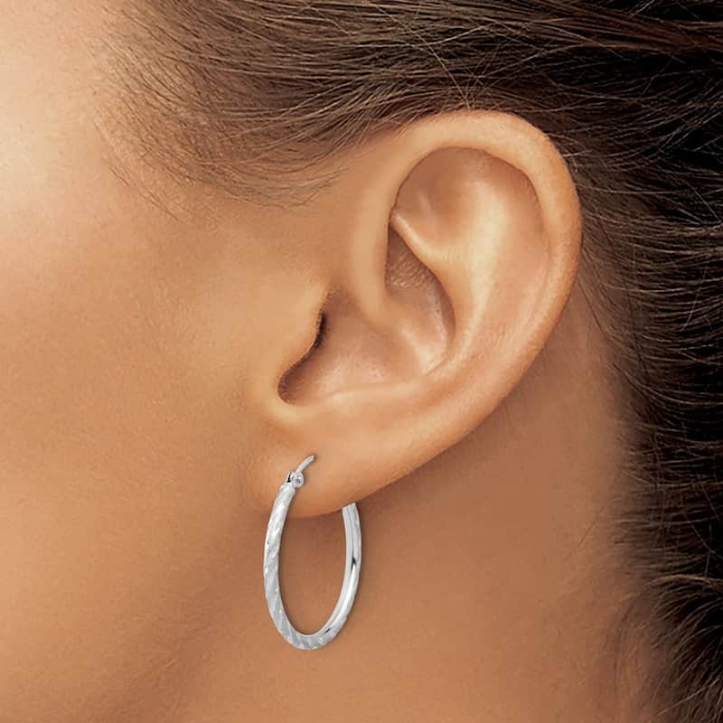 Curata 14k White Gold Polished and Satin Diamond cut Hoop Earrings - 26.5x24.9mm