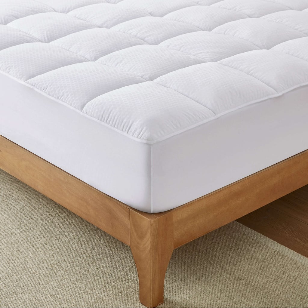 PCM Cooling Quilted Fitted Mattress Pad with Elastic Deep Pocket - White