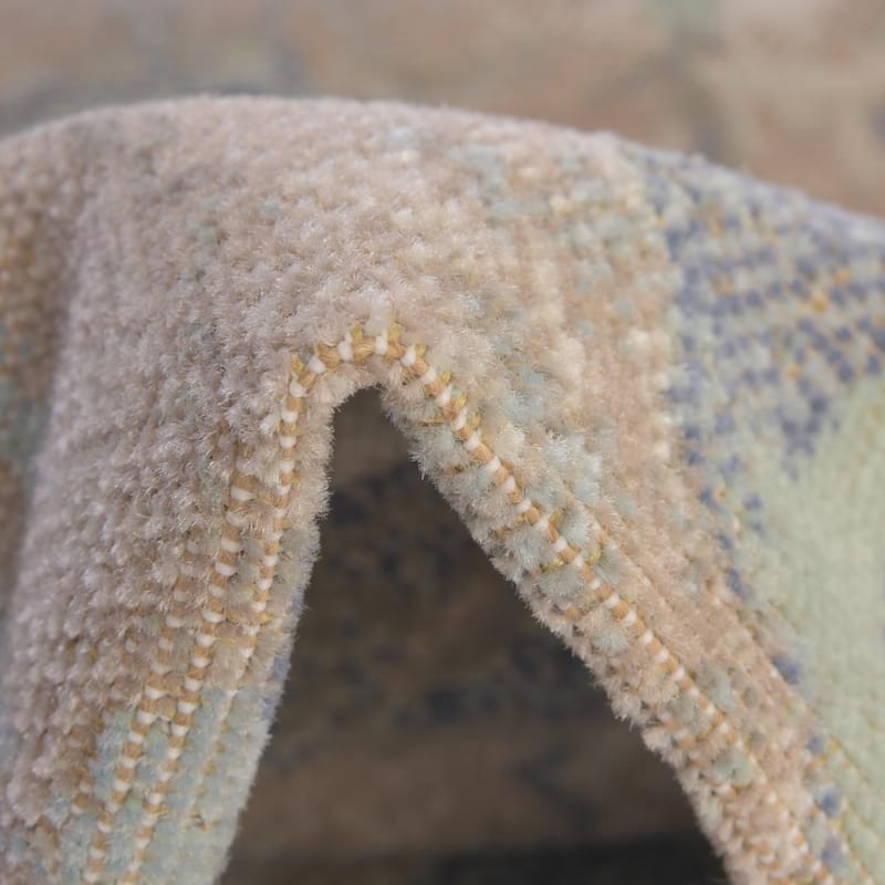 Country & Floral Heloise Collection Area Rug