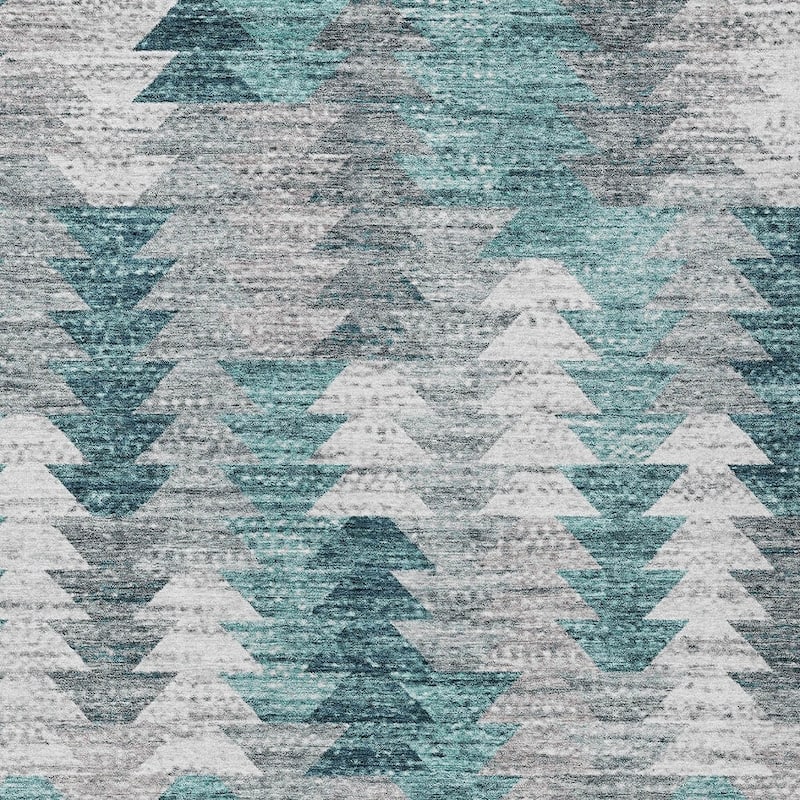 HomeRoots Geometric Transitional Rectangle Outdoor Rug