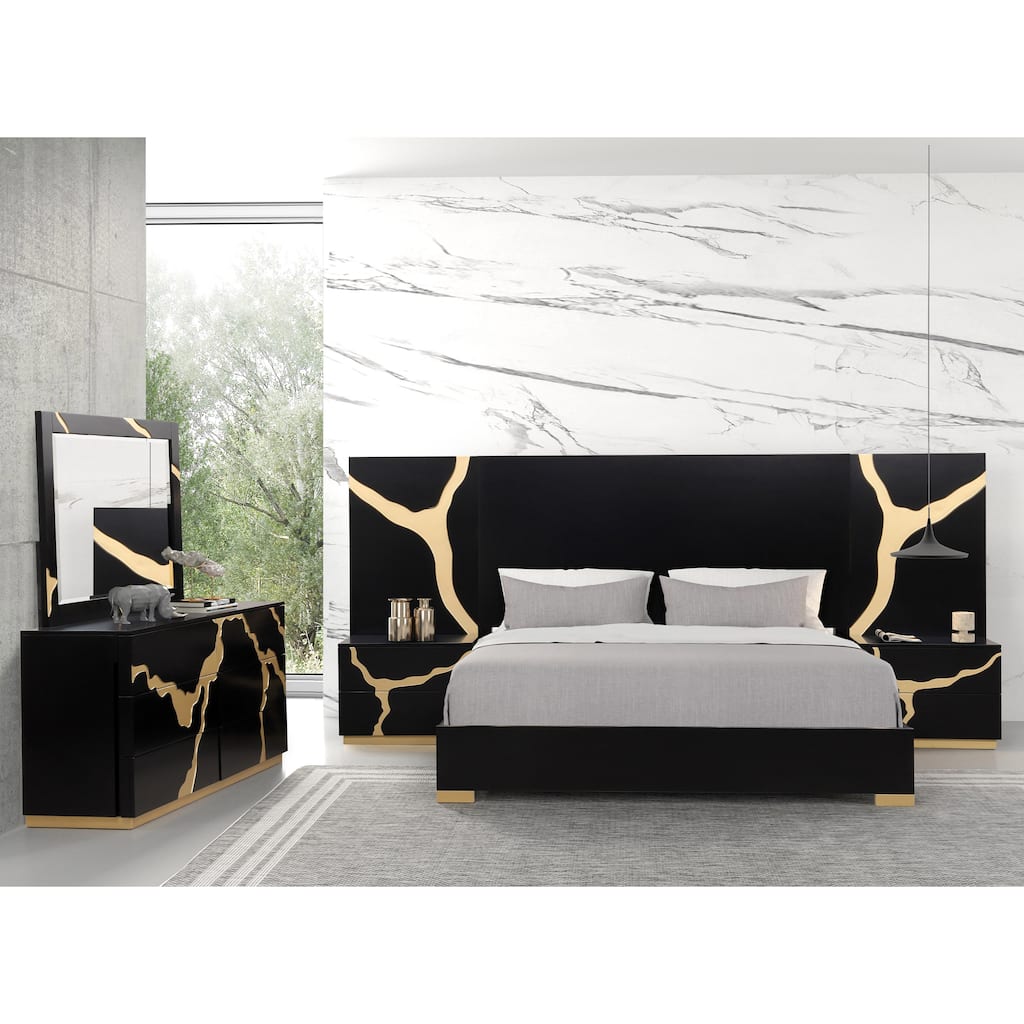 Furniture of America Kismet Modern 5-Piece Black Wood Platform Bedroom Set with Wall Panels