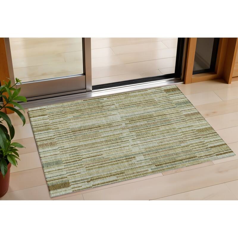 HomeRoots Striped Transitional Rectangle Outdoor Rug - 3' x 5'