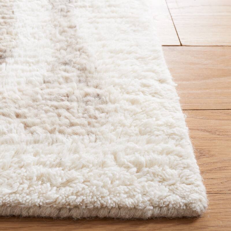 SAFAVIEH Handmade Casablanca Roksana Wool Rug