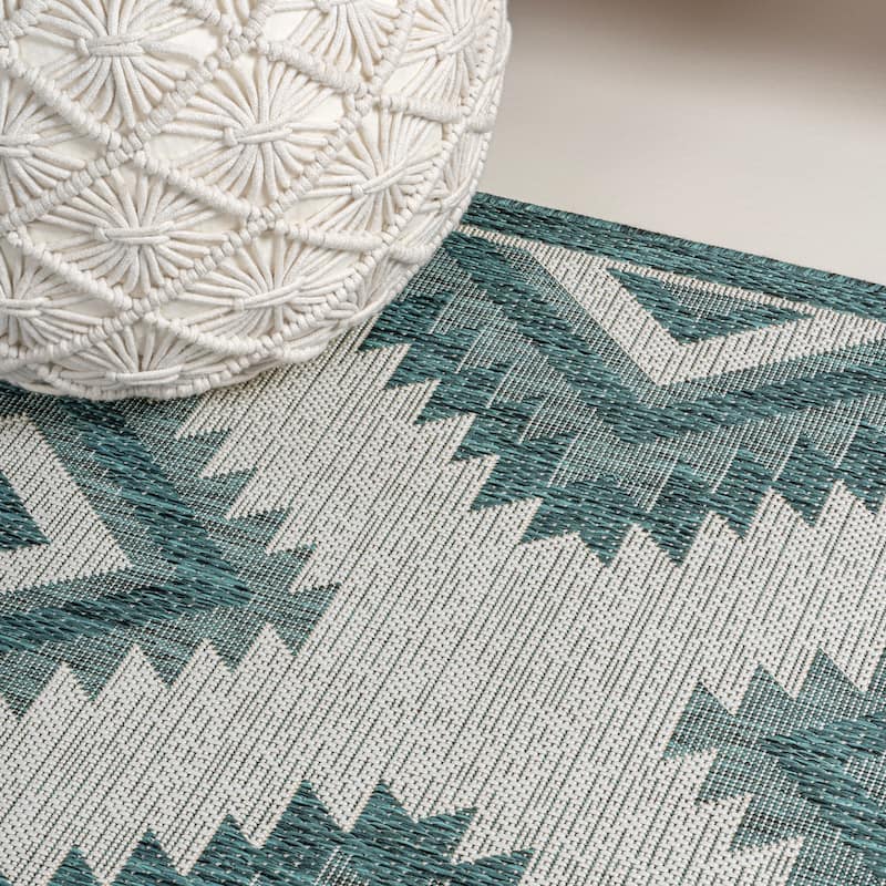 JONATHAN Y Aimee Geometric Moroccan Diamond Black/Cream Indoor/Outdoor Area Rug