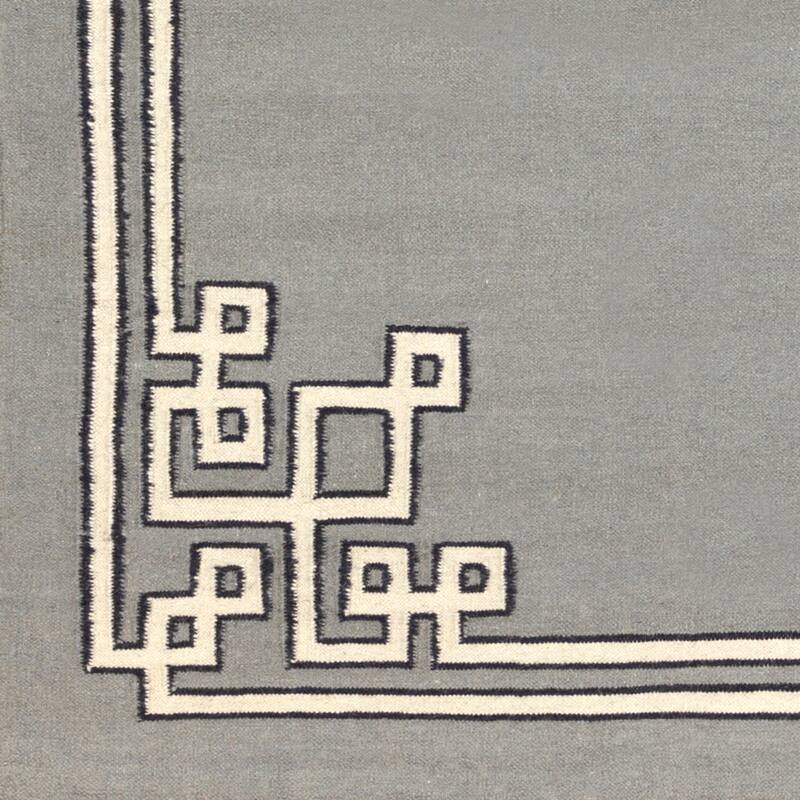 Hand-woven Omar Reversible Wool Area Rug