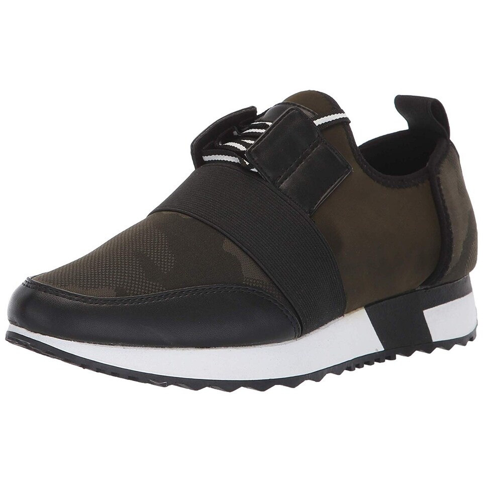 antics sneaker