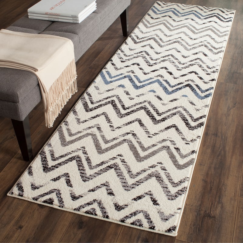 SAFAVIEH Evoke Liuba Distressed Vintage Boho Rug - 2'3" x 8' Runner - Cream/Blue