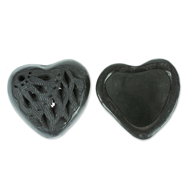 Novica Handmade Heart & Diamonds Barro Negro Mini Jewelry Box