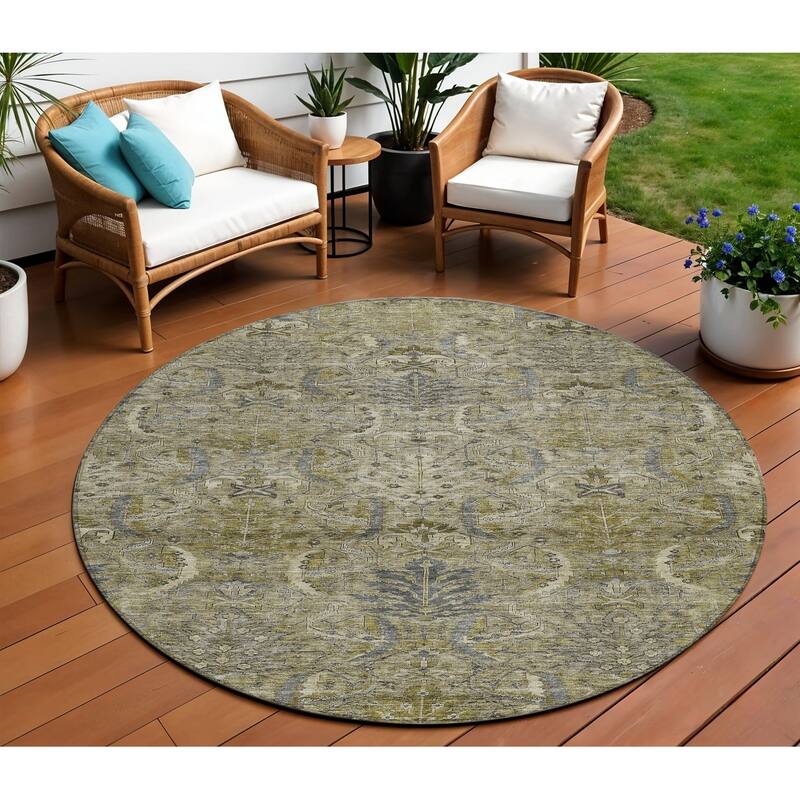 HomeRoots Damask Transitional Rectangle Outdoor Rug - 8' Round