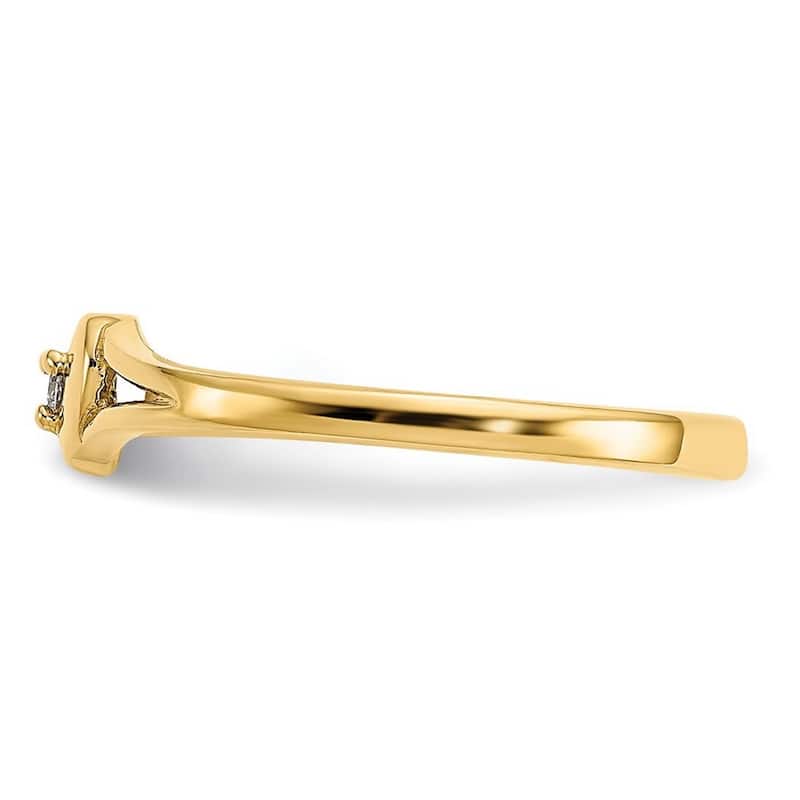 Curata 14 karat Yellow Gold .01ct Genuine Diamond Love Heart Toe Ring