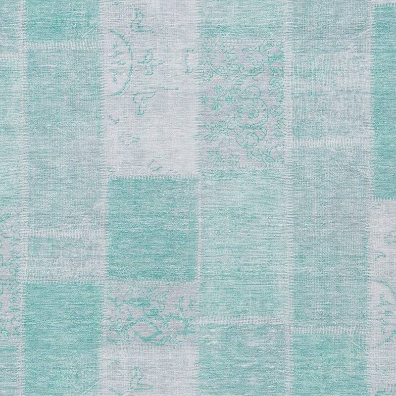HomeRoots Patchwork Traditional Rectangle Outdoor Rug