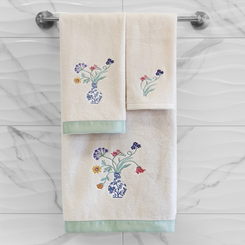 Authentic Hotel and Spa 100% Turkish Cotton STELLA 2PC Embellished Fingertip Towel Set.