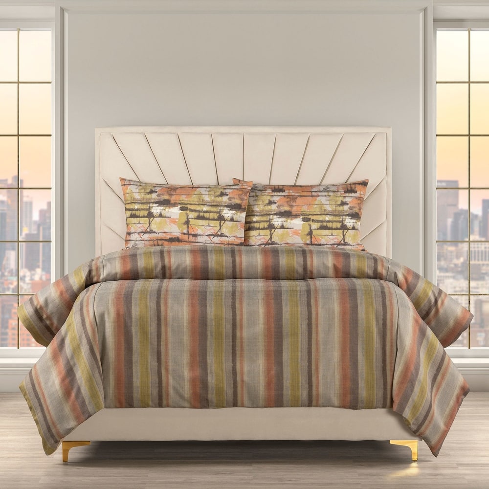 Spry Artist-style Duvet Set