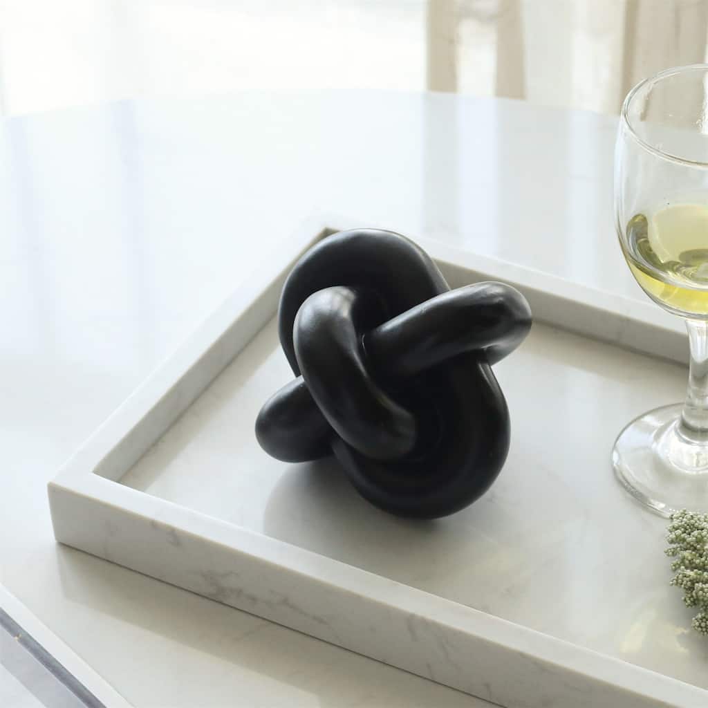 Minyoro Black Resin Chain Knot Sculpture