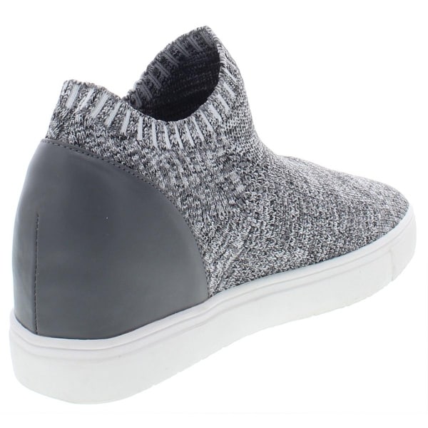 Shop Steve Madden Womens Sly Casual 