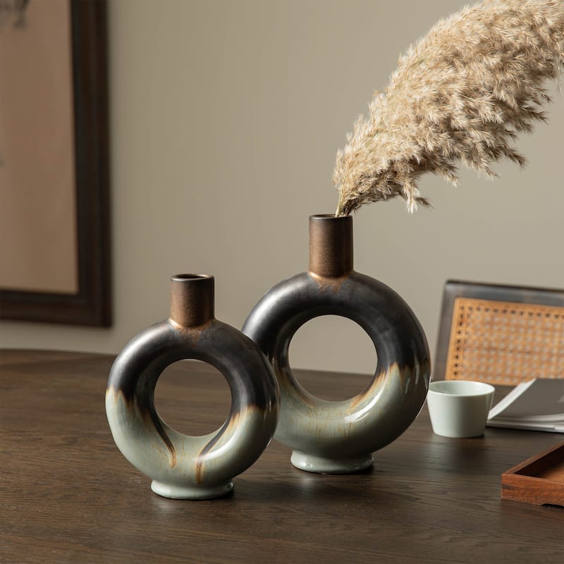 Glitzhome Retro Two-tone Color with Circle Hollow Ceramic Table Vases (Set of 2)