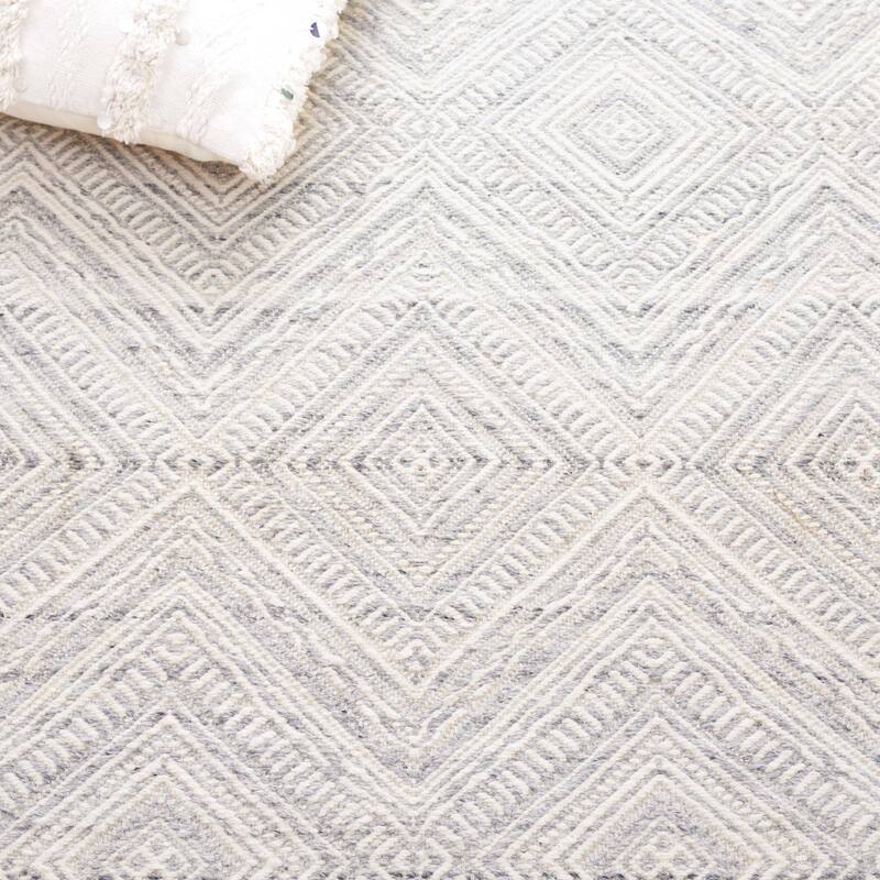 SAFAVIEH Kilim Nevjanka Transitional Wool Rug