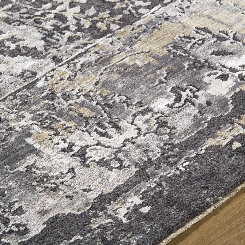 Livabliss Gakko Traditional Area Rug