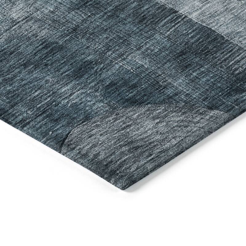 HomeRoots Geometric Transitional Rectangle Outdoor Rug