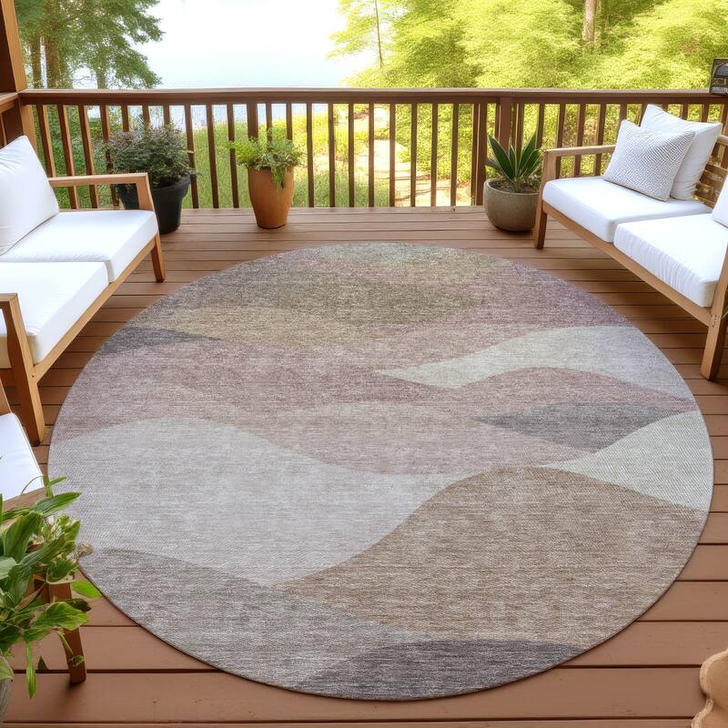 Machine Washable Indoor/ Outdoor Modern Horizon Chantille Rug - Mocha - 8' x 8'