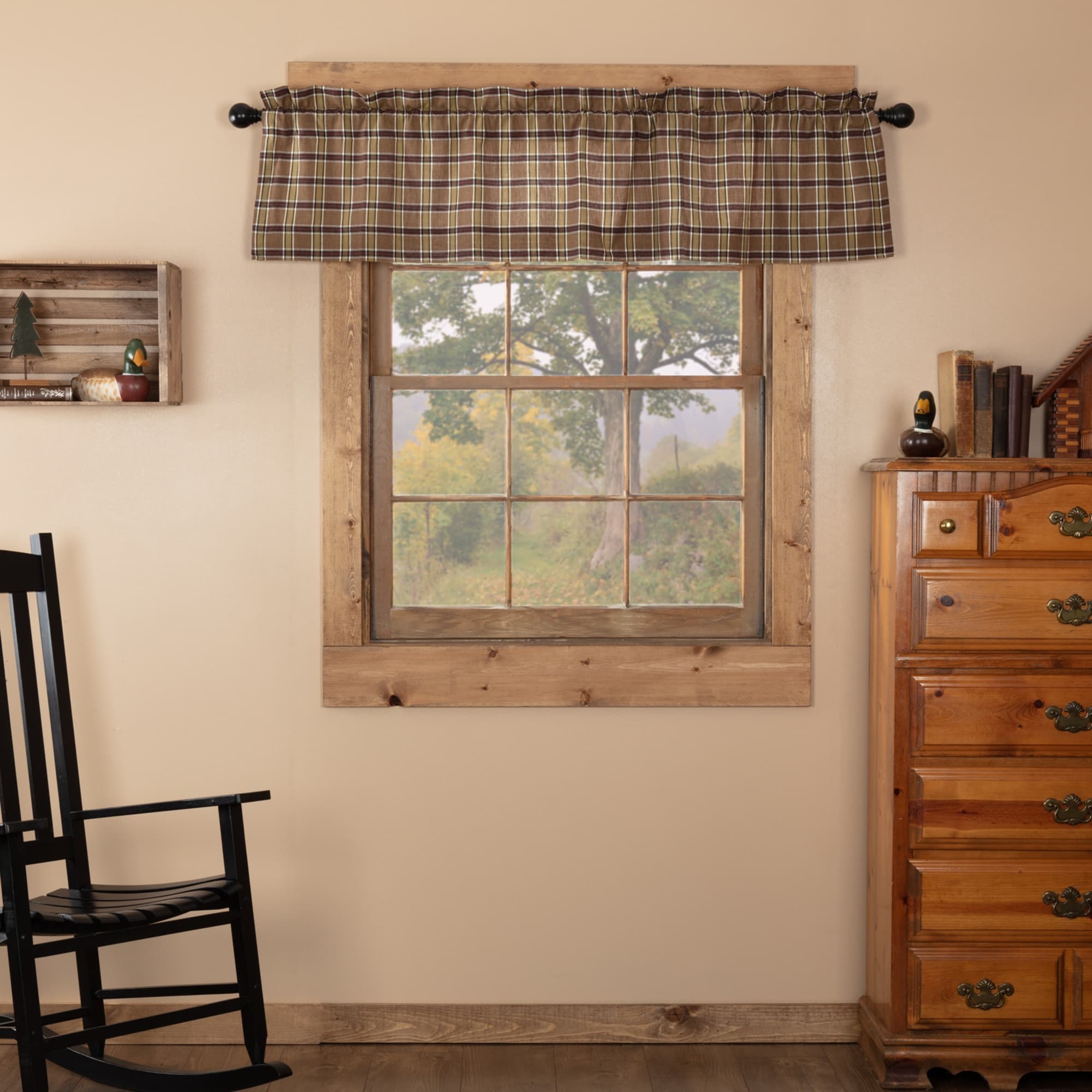 Wyatt Plaid Valance