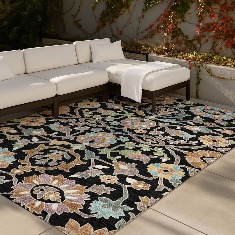 Machine Washable Indoor/ Outdoor Traditional Blanca Chantille Rug