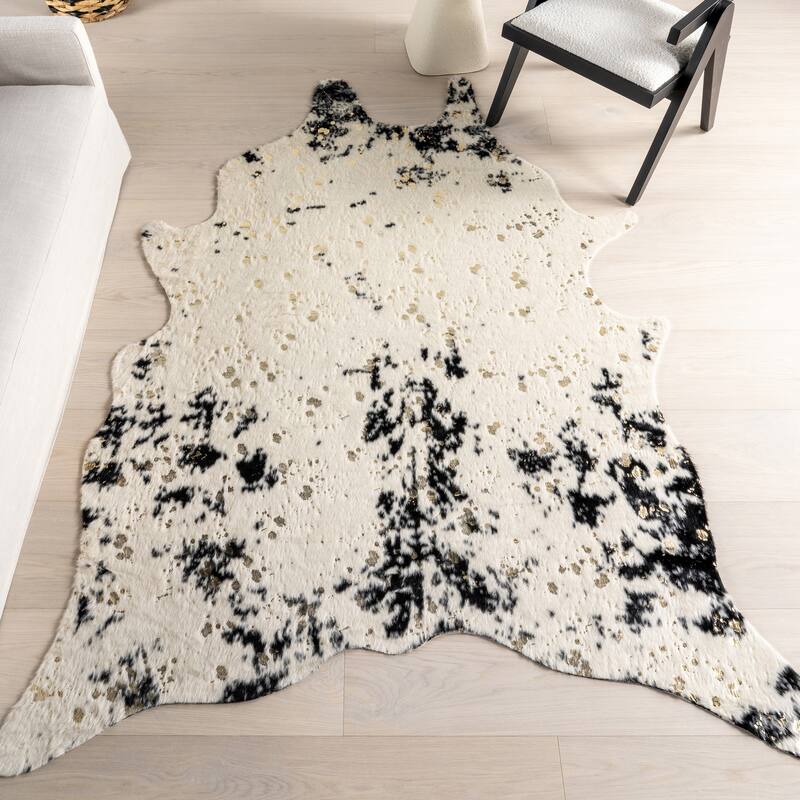 Nuloom Iraida Contemporary Faux Cowhide Area Rug