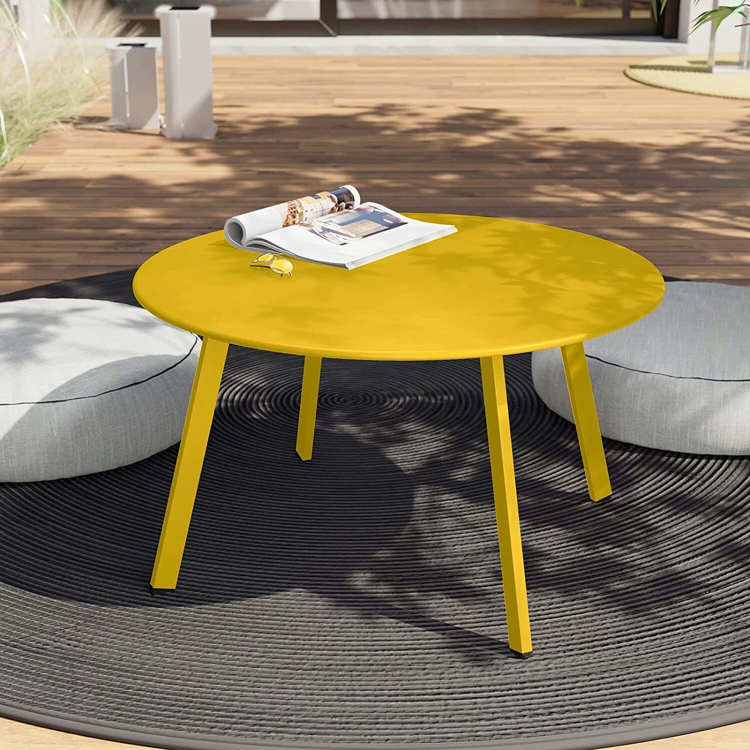 Large round outlet outdoor coffee table
