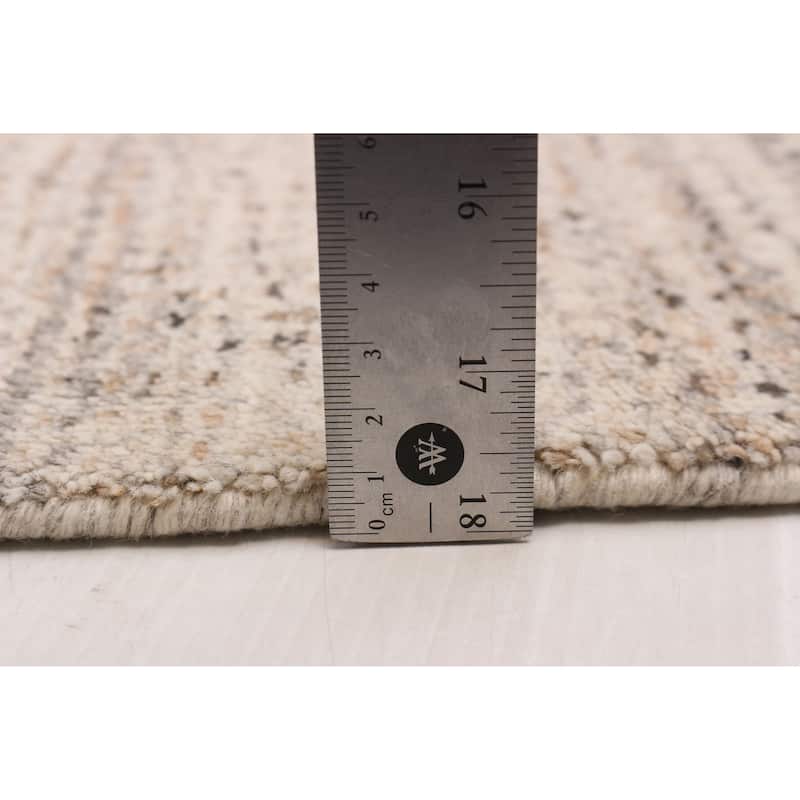 ECARPETGALLERY Hand Loomed Kashkuli Gabbeh Ivory Wool Rug - 5'6 x 7'7