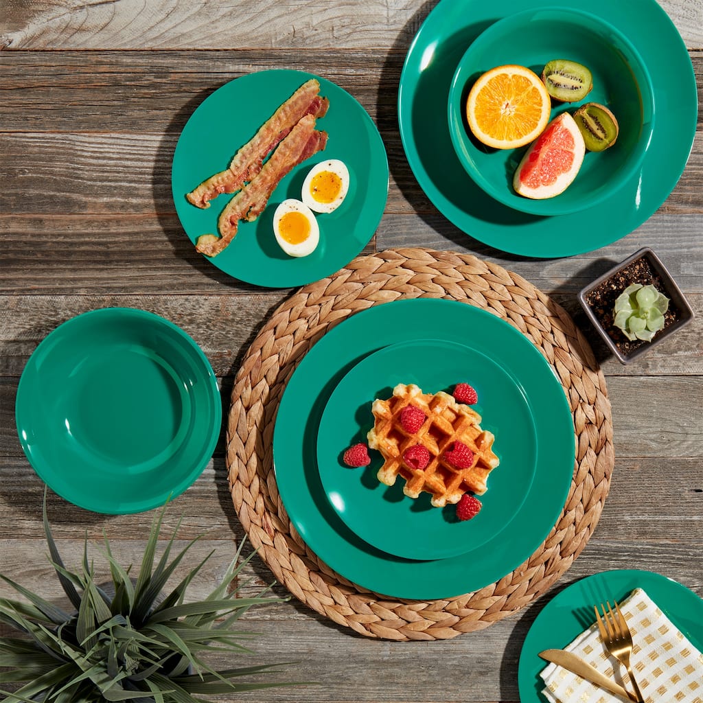 Tabletops Gallery Green 12 Piece Melamine Dinnerware Set