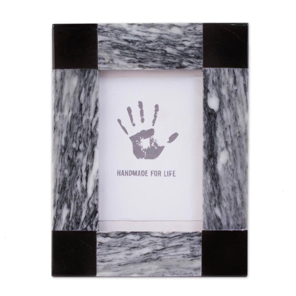 Novica Handmade Grey Energy Marble Photo Frame (4X6)