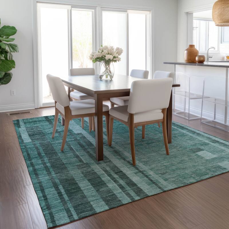 Machine Washable Indoor/ Outdoor Modern Stripes Chantille Rug
