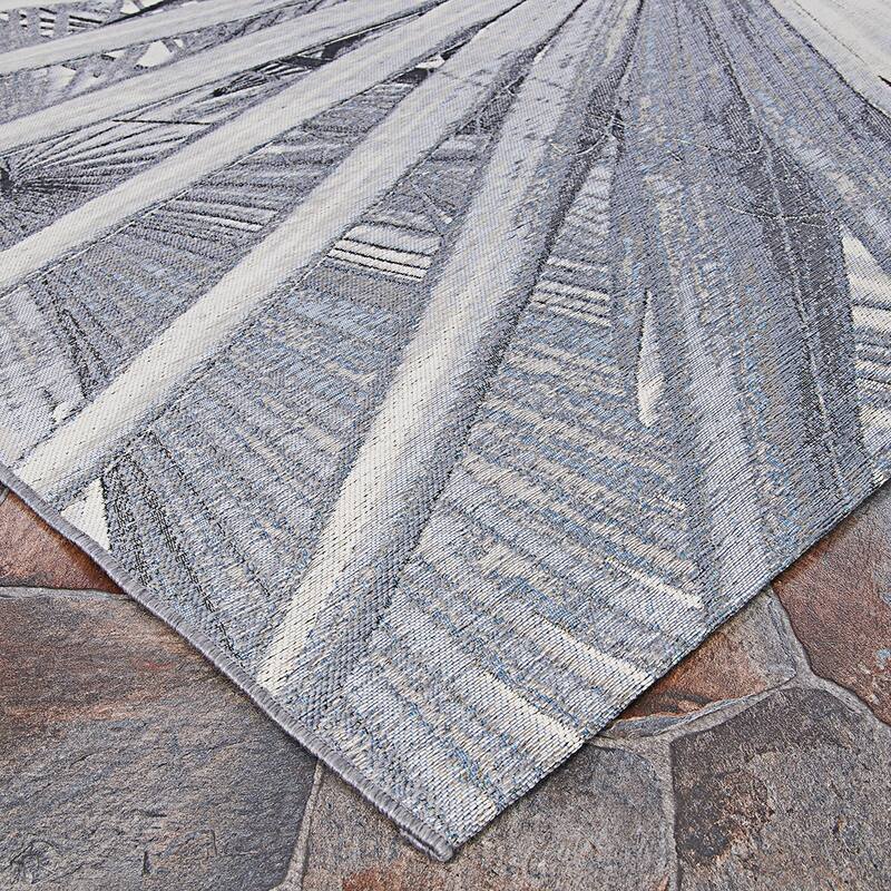 Gelato Desert Palm Gray Indoor/ Outdoor Area Rug