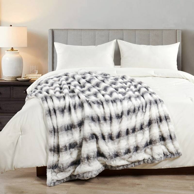 Decorative Soft FauxFur Shar Pei Throw