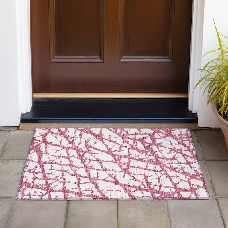 Machine Washable Indoor/ Outdoor Abstract Contemporary Chantille Rug - Blush - 1'8" x 2'6"