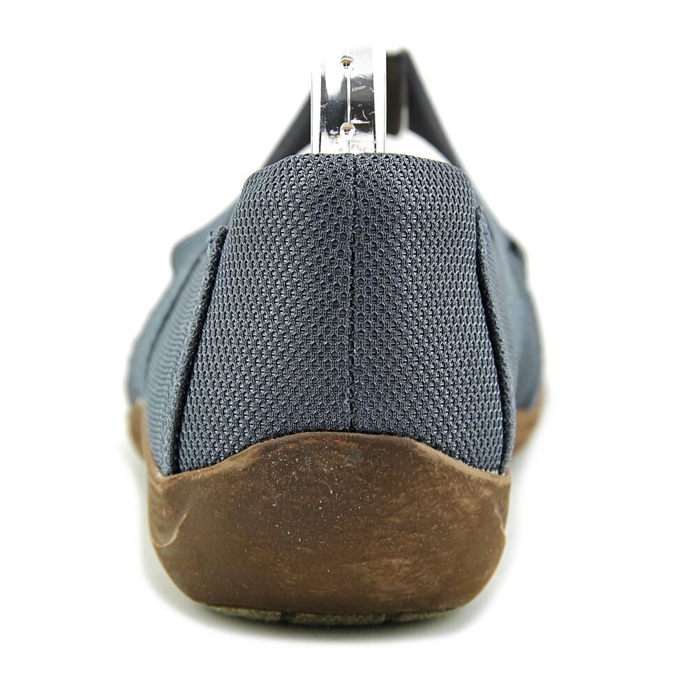 naturalizer fearn flat