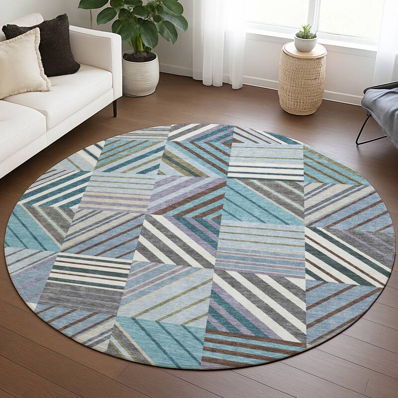 Machine Washable Indoor/ Outdoor Geo Mosaic Chantille Rug