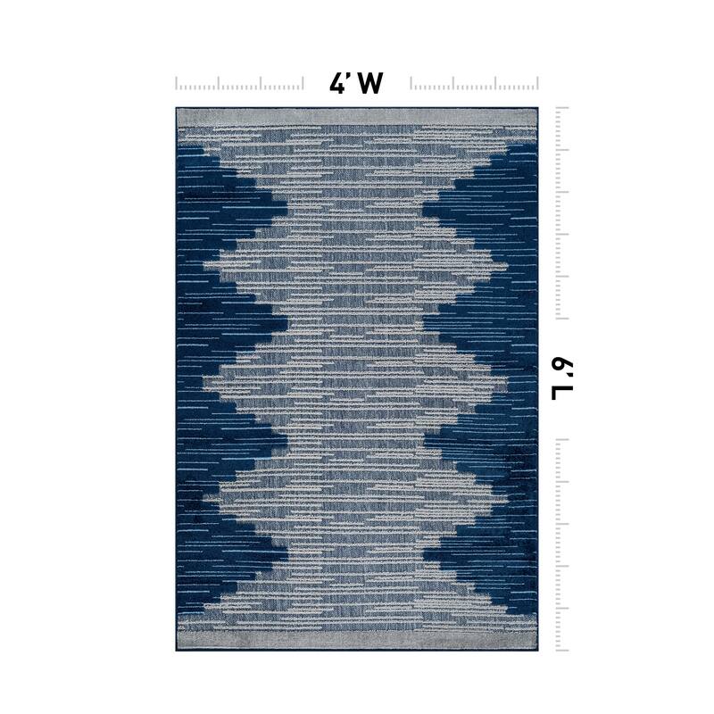 World Rug Gallery Indoor/Outdoor High-Low Textured Area Rug, Geometric Easy-Clean Patio Rug