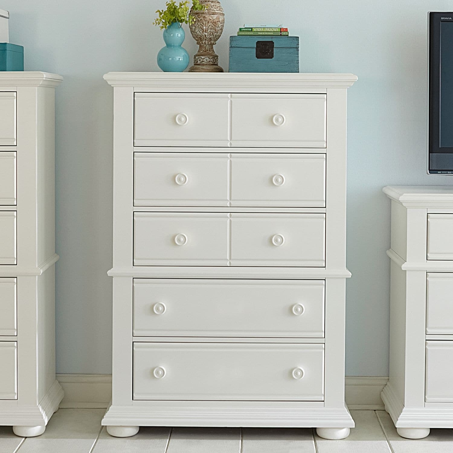 Liberty Furniture Summer House I Bedroom 5 Drawer Chest Oyster White