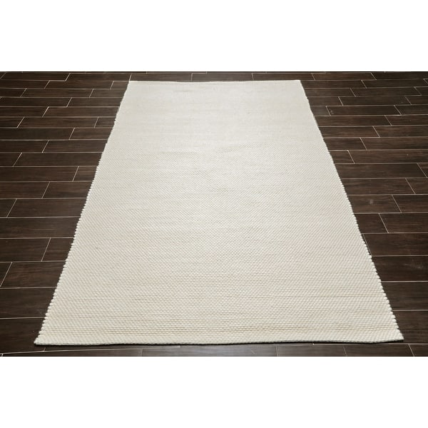 Shop Hand Woven Boho Chic Cream Braided Area Rug Wool Contemporary Oriental Area Rug 5x7 5 6 X 7 6 On Sale Overstock 31305024
